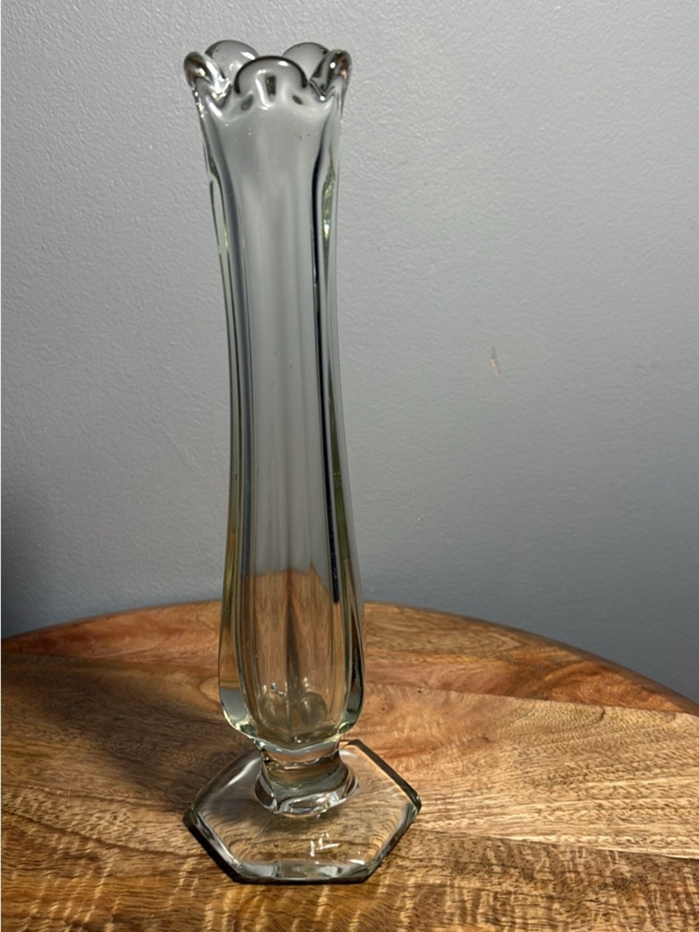 Swung Clear Glass Bud Vase - Classic look